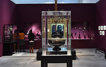Exposition L'Empire Des Roses au Musée du Louvre-Lens à Lens