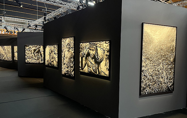 Exposition "Gold" de Sebastiao Salgado à la Grande Halle d'Auvergne à Cournon d'Auvergne