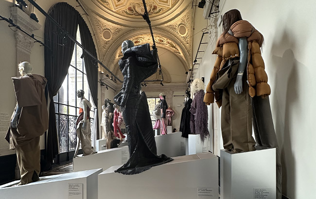 Exposition temporaire "Rick Owens - Temple of love" au Palais Galliera à Paris Exposition temporaire "Rick Owens - Temple of love" au Palais Galliera à Paris